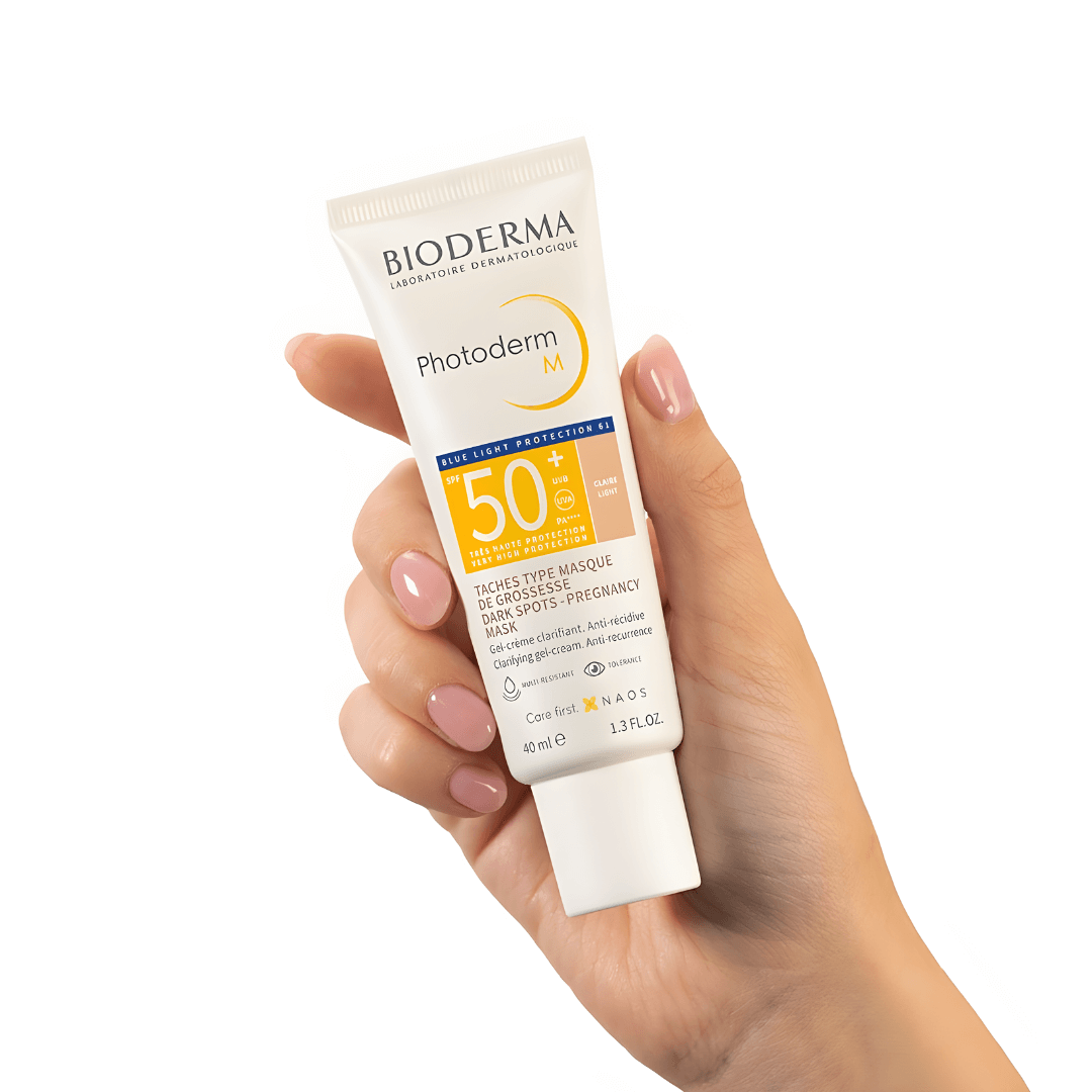 Photoderm M Bioderma ofrece textura fluida y efecto unificador sin sensación grasa.