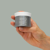 Pigmentbio Night Renewer Bioderma estimula la renovación celular para una piel más luminosa.