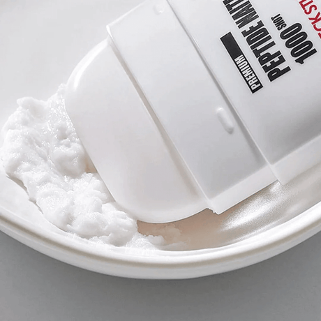 Medipeel Peptide Naite 1000 Neck Stick que ayuda al tono desigual de la piel.