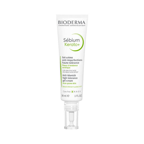 Sébium Kerato+ Bioderma exfolia suavemente y previene imperfecciones y puntos negros.
