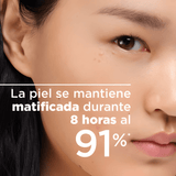 Sébium Mat Control Bioderma alisa la textura de la piel y afina los poros visibles.