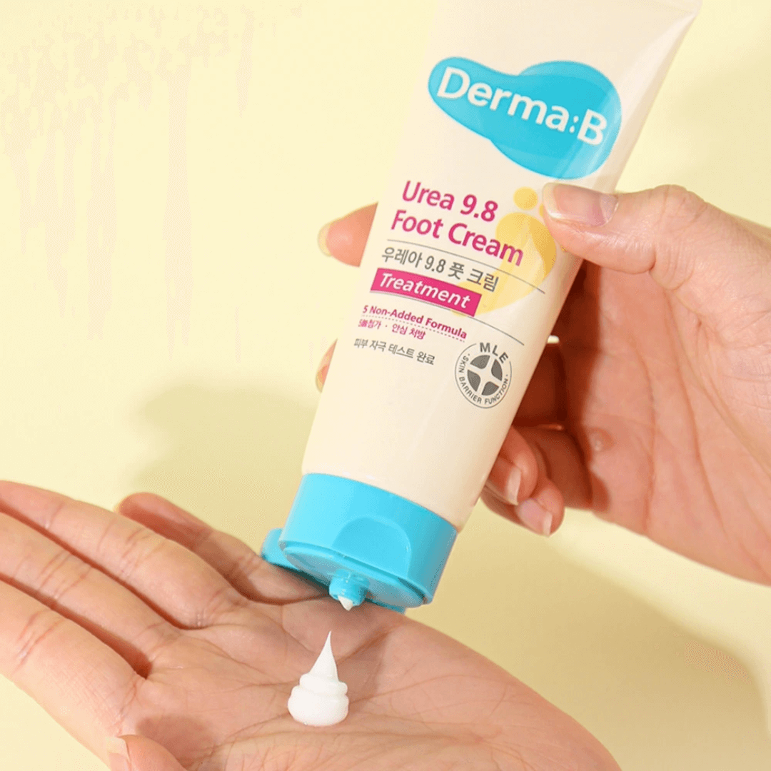 Urea 9.8 Foot Cream de Derma:B es ideal para hidratar y revitalizar pies agrietados.