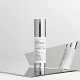 Tratamiento facial con microagujas naturales para piel luminosa.